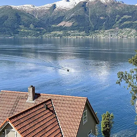 Holiday Home Leikanger Nyaraló Leikanger