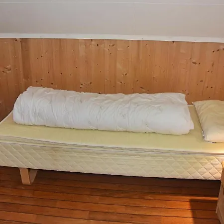 Holiday Home Leikanger Tatil Evi *